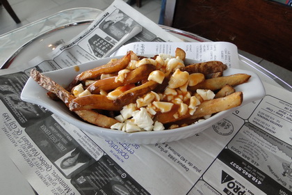 Poutine BBQ - Le Snack Resto (Québec) - MaPoutine.ca