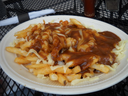Fries with cheese and gravy - Olive Ridley